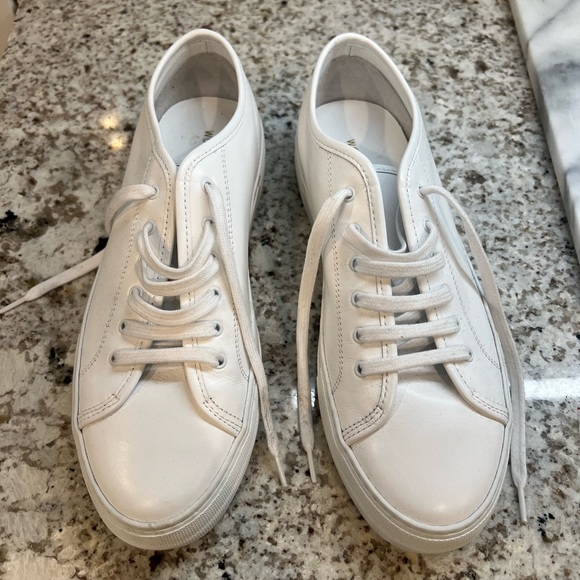 Woman by Common Projects - Picture 2 of 7